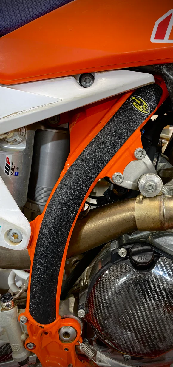 P3 CARBON - FRAME PROTECTORS - GRIP GUARD - KTM 23-26 125-450 SX/XC/SX-F/XC-F/SMR - Image 3